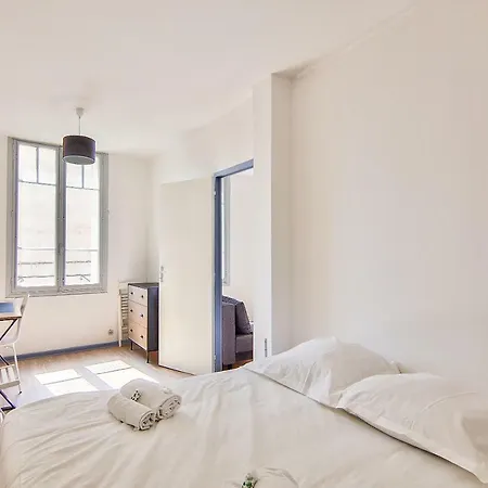 Modern For 4 People ✦capitole District✦ *